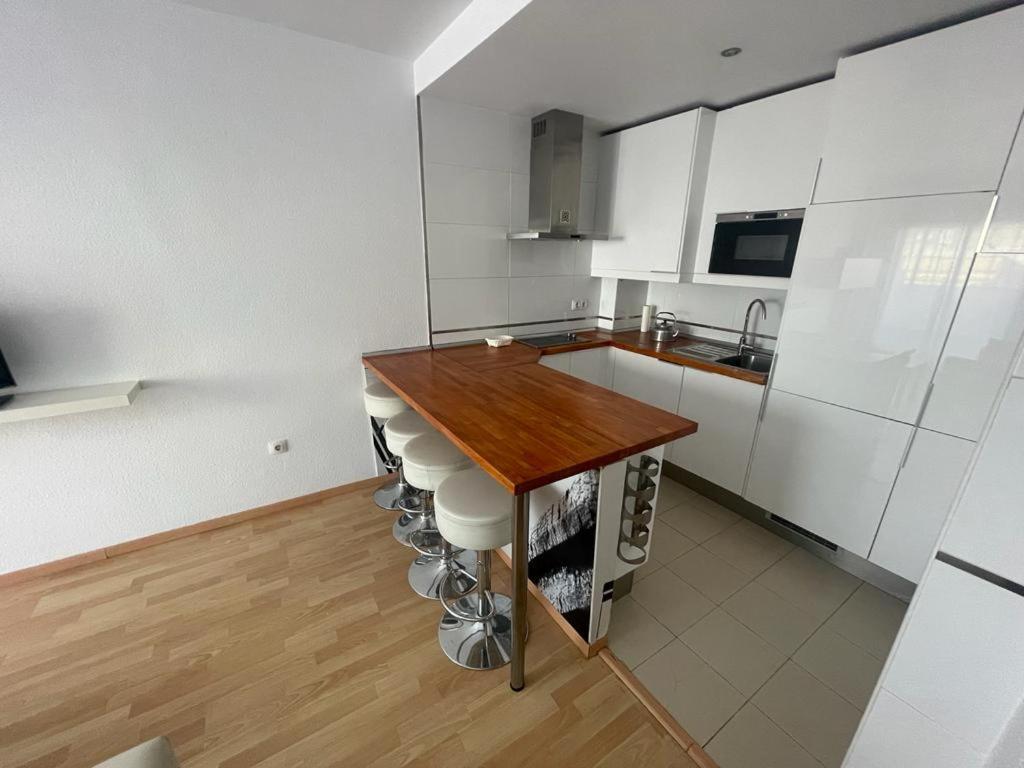 Apartamento Turistico Cristobal Colon Huelva Exteriör bild