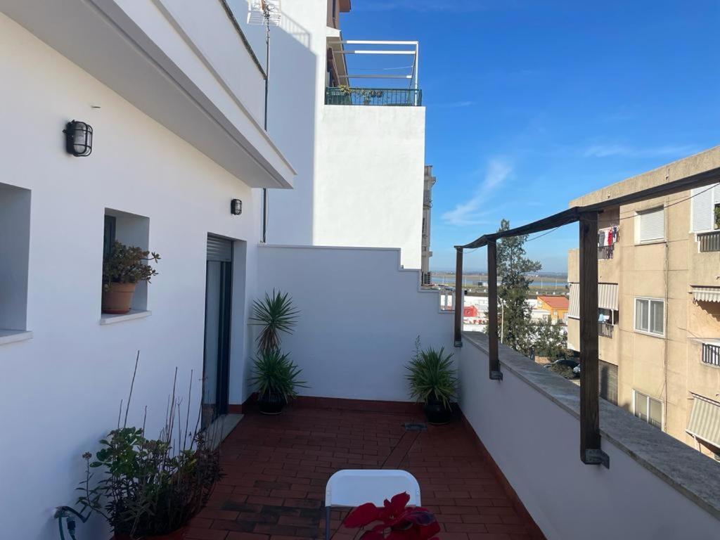 Apartamento Turistico Cristobal Colon Huelva Exteriör bild